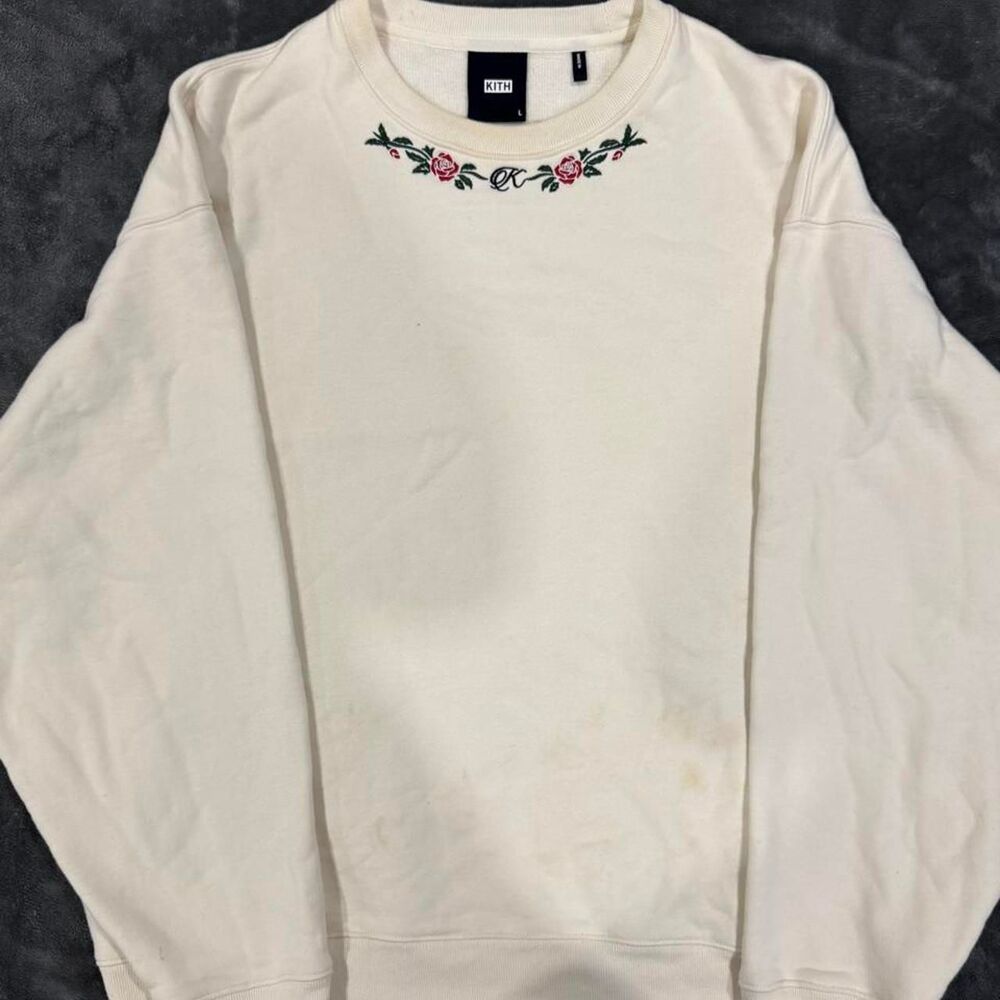 Kith Men's White and Cream Sweatshirt